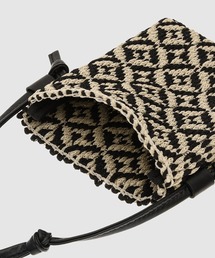 KHOKI（コッキ）の「Phone knit bag（ショルダーバッグ）」 - WEAR