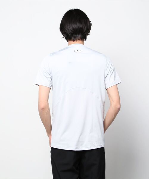 UNDER ARMOUR（アンダーアーマー）の「UAヒートギアアーマー フィッティド ショートスリーブ Tシャツ ノベルティ（トレーニング/メンズ）（Tシャツ/カットソー・メンズ・ライトグレー/ブルー/ブラック・3XL/XL/L/S/M/XXL）」の5枚目の写真