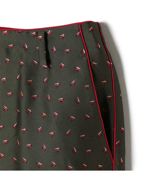 49AV.junko shimada（フォーティーナインアベニュージュンコシマダ）の「鳥モチーフグラフィック柄パンツ（その他パンツ・レディース・ボルドー/カーキ・M/L）」の12枚目の写真