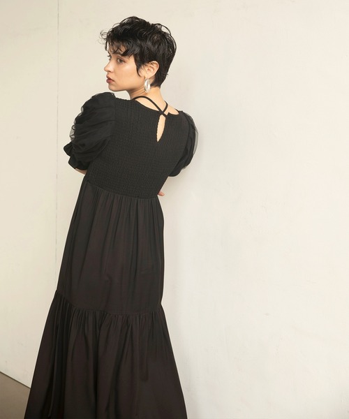 MIELI INVARIANT（ミエリインヴァリアント）の「Ravenna Shirring Dress（ワンピース・レディース・ブラック/レッド・FREE）」の20枚目の写真