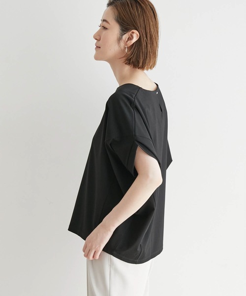 ROPE' PICNIC(ロペピクニック)の「ゴールドパーツバンザイスリーブカットソートップス(Tシャツ/カットソー・レディース・ホワイト/ブラック/ベージュ/ライトグリーン/ダークラベンダー・38)」の11枚目の写真