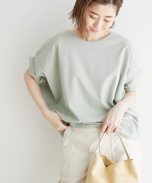 ROPE' PICNIC(ロペピクニック)の「ゴールドパーツバンザイスリーブカットソートップス(Tシャツ/カットソー・レディース・ホワイト/ブラック/ベージュ/ライトグリーン/ダークラベンダー・38)」の8枚目の写真
