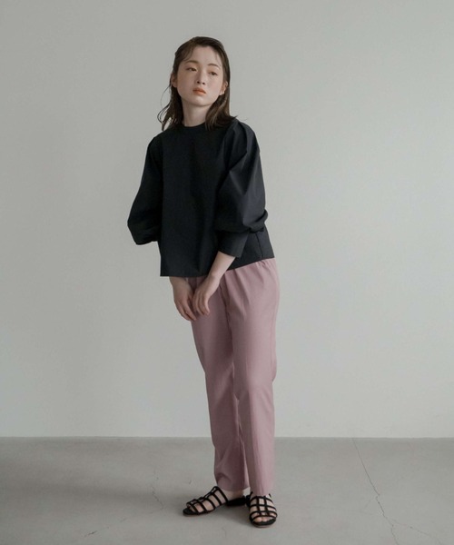 kaene（カエン）の「ウエストデザインクロップドパンツ（gold））/ daily collection（スラックス・レディース・ホワイト/ブラウン/ピンク・1/2/3）」の3枚目の写真