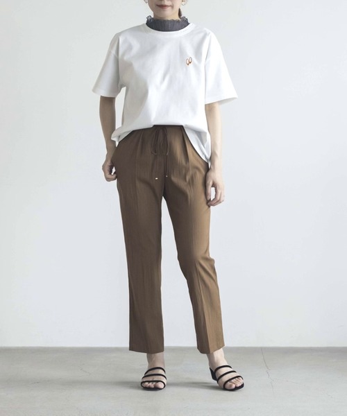 kaene（カエン）の「ウエストデザインクロップドパンツ（gold））/ daily collection（スラックス・レディース・ホワイト/ブラウン/ピンク・1/2/3）」の11枚目の写真