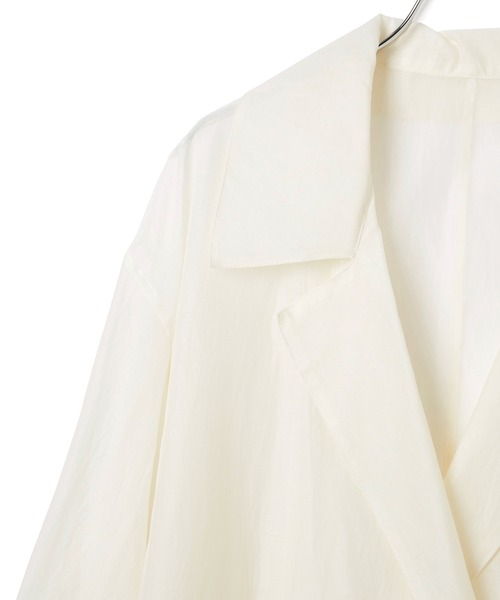 ADAM ET ROPE'(アダムエロペ)の「ビッグカラーシアーシャツジャケット(テーラードジャケット・レディース・ブラック/オフホワイト・FREE)」の12枚目の写真