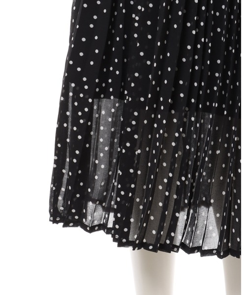 INGNI(イング)の「ドット柄シフォンワンピース(ワンピース・レディース・ブラック系その他5/ホワイト系2・M)」の21枚目の写真
