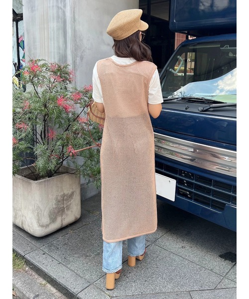 Green Parks(グリーンパークス)の「AYANOプロデュースアイテム メッシュ編みニットジレワンピース(ワンピース・レディース・チャコールグレー/ベージュ/ブラウン/オフホワイト・FREE)」の13枚目の写真