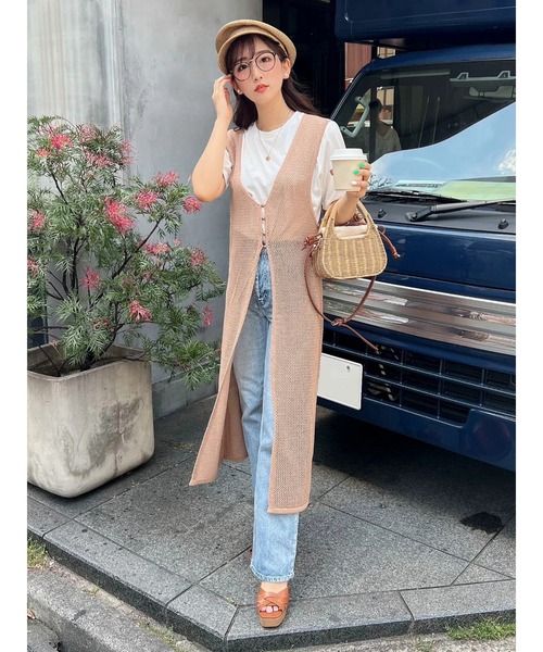 Green Parks(グリーンパークス)の「AYANOプロデュースアイテム メッシュ編みニットジレワンピース(ワンピース・レディース・チャコールグレー/ベージュ/ブラウン/オフホワイト・FREE)」の11枚目の写真