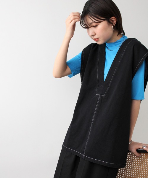 GeeRA（ジーラ）の「デニムＶネックベスト（ベスト・レディース・ブラック/オフホワイト/ブルー・MEDIUM）」の4枚目の写真