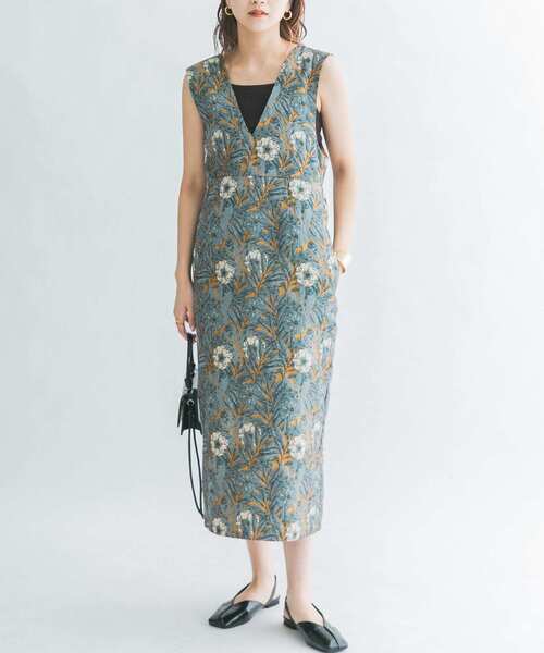 KBF(ケイビーエフ)の「ジャガードIラインワンピース(ワンピース・レディース・イエロー系その他/ブラウン系その他/ブルー系その他・ONE)」の4枚目の写真