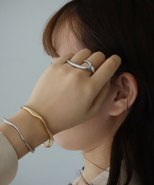 CLEIO（クレイオ）の「【cheriella】ダブルフィンガーリング（リング・レディース・シルバー/ゴールド・FREE）」の15枚目の写真