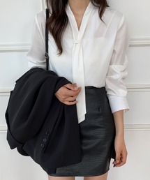 微光沢ボウタイブラウス