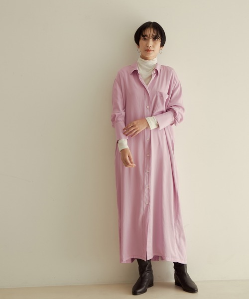SALON adam et rope'（サロン アダム エ ロペ）の「オーバーダイシャツワンピース（シャツワンピース・レディース・ブラック/オフホワイト/ピンク・FREE）」の3枚目の写真