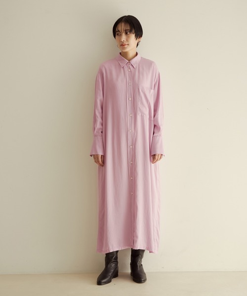 SALON adam et rope'（サロン アダム エ ロペ）の「オーバーダイシャツワンピース（シャツワンピース・レディース・ブラック/オフホワイト/ピンク・FREE）」の4枚目の写真