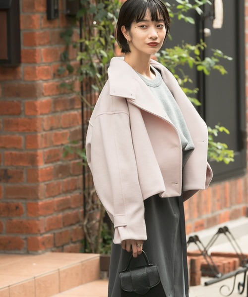 KBF(ケイビーエフ)の「BACKベルトスタンドカラーコート(その他アウター・レディース・ブラック/キャメル/アイボリー・ONE)」の10枚目の写真