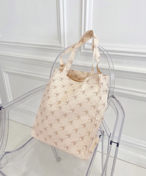 ANDGEEBEE（アンジービー）の「モノグラムトートバッグ（トートバッグ・レディース・グレー/アイボリー・MEDIUM）」の7枚目の写真