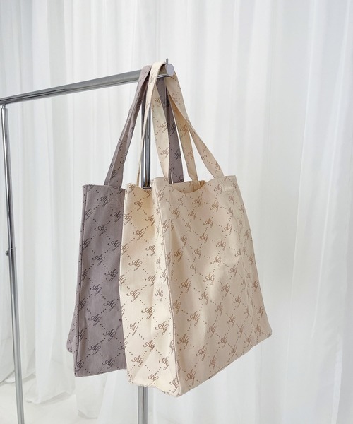 ANDGEEBEE（アンジービー）の「モノグラムトートバッグ（トートバッグ・レディース・グレー/アイボリー・MEDIUM）」の8枚目の写真