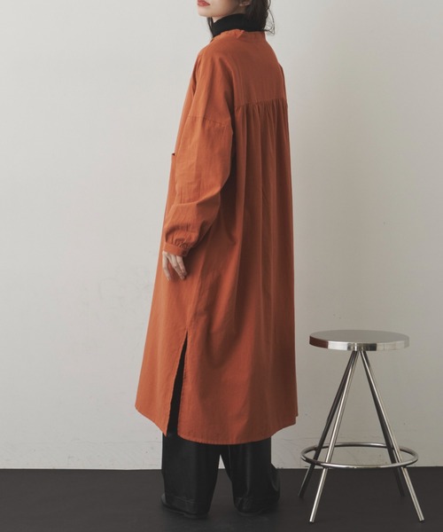 Libra Cue（リブラ キュー）の「コットンタックシャツワンピース（シャツワンピース・レディース・アイボリー/オレンジ/ネイビー・FREE）」の8枚目の写真