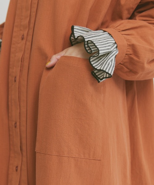 Libra Cue（リブラ キュー）の「コットンタックシャツワンピース（シャツワンピース・レディース・アイボリー/オレンジ/ネイビー・FREE）」の14枚目の写真