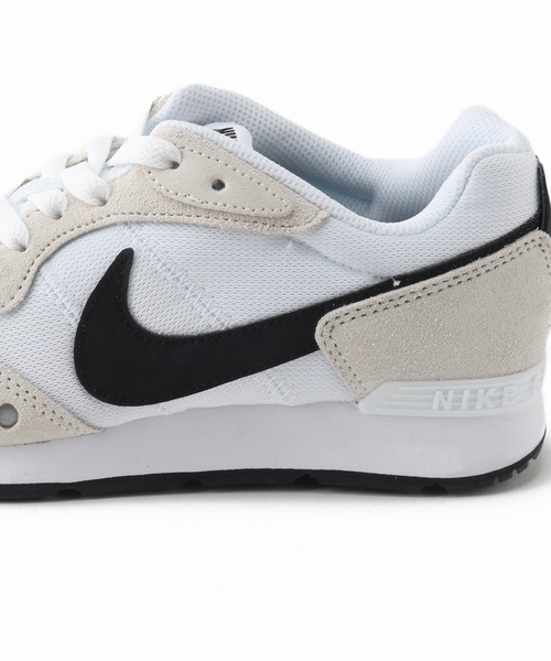 Nike ナイキ　ベンチャーランナー29.5cm ホワイトスニーカー おーちゃん様専用ナイキ ベンチャー ランナー スニーカー NIKE 29.5cm