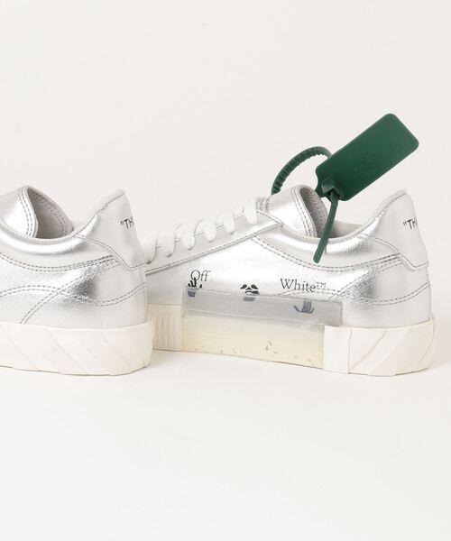 off white(オフホワイト)の「【Off-White】LOW VULCANIZED CALF LEATHER(スニーカー・レディース・ゼブラ/シルバー/ピンク・24.0cm/23㎝/23cm)」の20枚目の写真