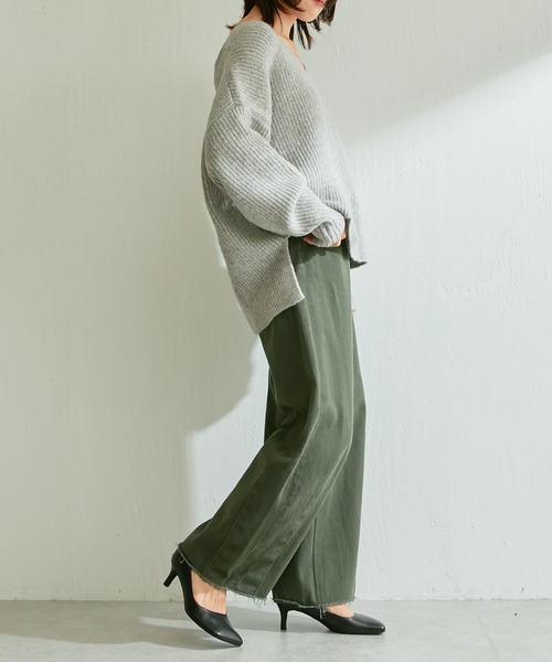 COLLAGE GALLARDAGALANTE(コラージュガリャルダガランテ)の「メランジVネックニット(ニット/セーター・レディース・グレー/ベージュ・FREE)」の3枚目の写真