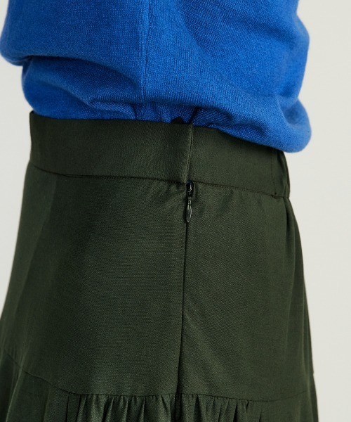 DOUBLE STANDARD CLOTHING(ダブルスタンダードクロージング)の「DSC/ ボリュームフレアスカート(スカート・レディース・ブルー/カーキ・36/38)」の13枚目の写真