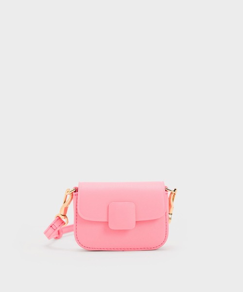 CHARLES & KEITH（チャールズ & キース）の「【販売終了】マイクロ コアスクエアプッシュロックバッグ（ポーチ・レディース・ブルー/グリーン/レンガ/ピンク/ブラック・XS）」の4枚目の写真