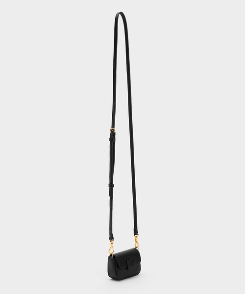CHARLES & KEITH（チャールズ & キース）の「【販売終了】マイクロ コアスクエアプッシュロックバッグ（ポーチ・レディース・ブルー/グリーン/レンガ/ピンク/ブラック・XS）」の6枚目の写真
