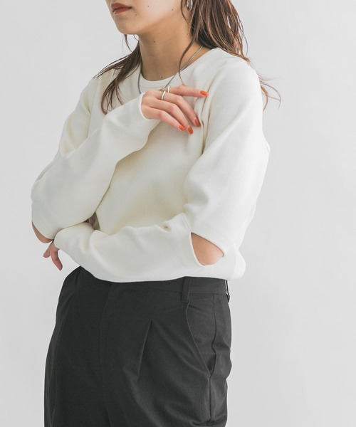 KBF(ケイビーエフ)の「エルボースリットカットソー(Tシャツ/カットソー・レディース・ブラック/アイボリー/グレー系その他・ONE)」の9枚目の写真