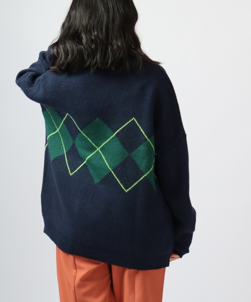 &soiree(アンドソワレ)の「&soiree アーガイル柄クルーネックニットセーター(ニット/セーター・レディース・ブラック/ネイビー・FREE)」の17枚目の写真