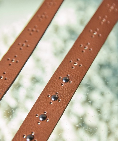 Iroquois(イロコイ)の「STUDS MEDALLION BELT(ベルト・メンズ・ブラック/ベージュ・FREE)」の8枚目の写真
