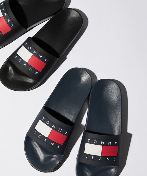 tommy jeans(トミー ジーンズ)の「【オンライン限定】プールスライドサンダル(サンダル・メンズ・イエロー/グリーン/ブラック/ネイビー/ネイビー系1・26cm/26.5cm/27.5cm/25cm)」の6枚目の写真