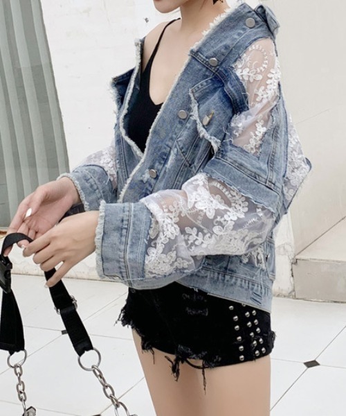 deux amour(ドゥーザムール)の「レース刺繍切り替えGジャン(デニムジャケット・レディース・ブルー・FREE)」の2枚目の写真