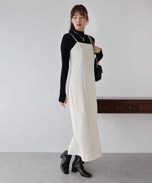 BLUEEAST（ブルーイースト）の「Iラインホルターキャミワンピース（ワンピース・レディース・ブラック/ブルー/アイボリー/ブラウン・MEDIUM）」の17枚目の写真