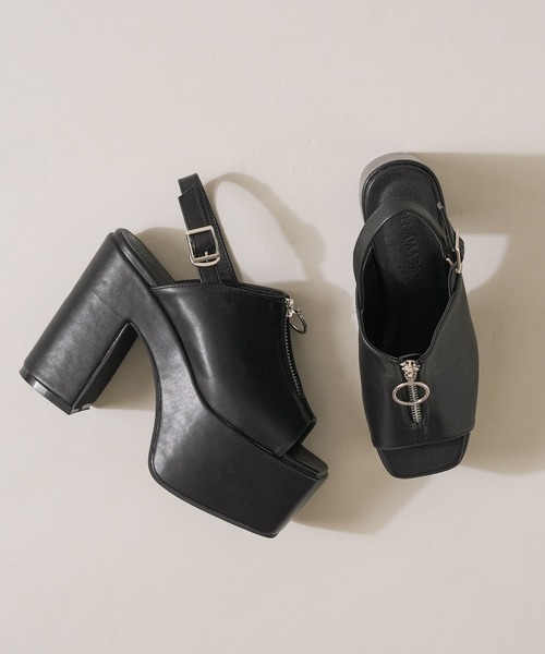 Newlyme(ニューリーミー)の「厚底ジップデザインサンダル(サンダル・レディース・ブラック/ブラウン/ホワイト・LARGE/X-LARGE/MEDIUM/SMALL)」の19枚目の写真