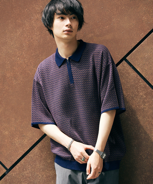 JOURNAL STANDARD（ジャーナルスタンダード）の「《追加》ヴィンテージパターン ジャカードハーフジップショートスリーブ（ポロシャツ・メンズ・ブラック/ベージュ/ネイビー・MEDIUM/LARGE）」の7枚目の写真