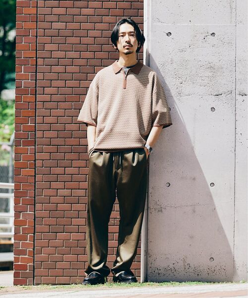 JOURNAL STANDARD（ジャーナルスタンダード）の「《追加》ヴィンテージパターン ジャカードハーフジップショートスリーブ（ポロシャツ・メンズ・ブラック/ベージュ/ネイビー・MEDIUM/LARGE）」の12枚目の写真