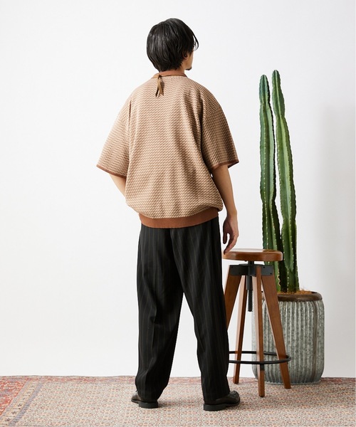 JOURNAL STANDARD（ジャーナルスタンダード）の「《追加》ヴィンテージパターン ジャカードハーフジップショートスリーブ（ポロシャツ・メンズ・ブラック/ベージュ/ネイビー・MEDIUM/LARGE）」の19枚目の写真