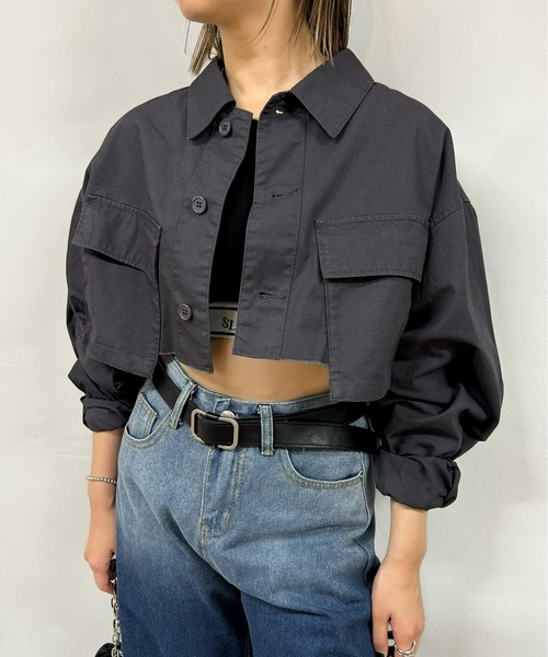 WHO'S WHO gallery(フーズフーギャラリー)の「ミリタリーショートジャケット(ミリタリージャケット・レディース・チャコールグレー/ベージュ/カーキ・FREE)」の2枚目の写真
