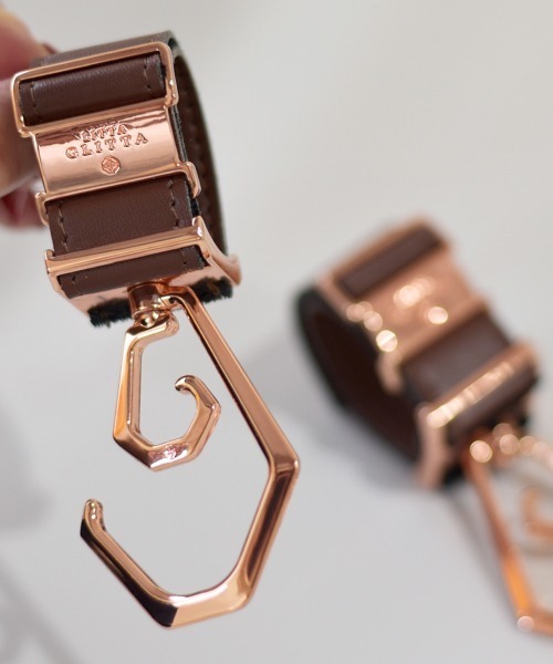 Litta Glitta(リッタグリッタ)の「【Litta Glitta(リッタグリッタ)】ピクシーデュオロジー/ベビーカーフック(合皮ベルト)(ベビーカー/ベビーカー用品・キッズ・ブラック系その他3/グレー系その他3/ブラック系その他/グレー系その他/ブラック系その他2/ブラウン系その他2/ブラウン系その他/ブラウン系その他3/グレー系その他2・-)」の19枚目の写真