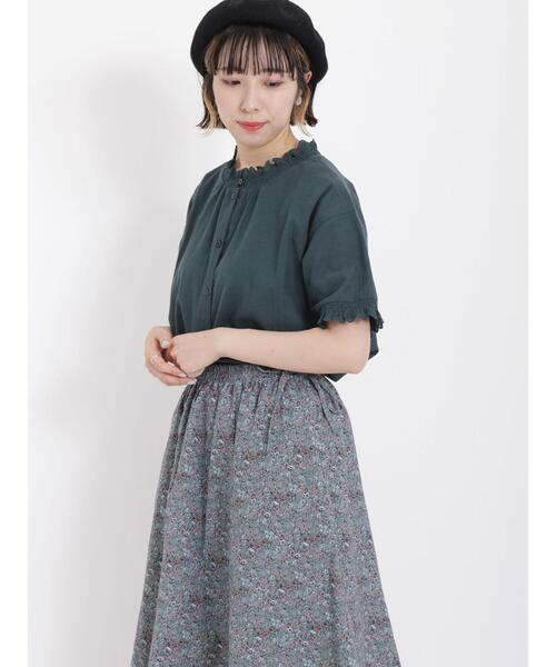 Samansa Mos2（サマンサ モスモス）の「襟レースシャーリング前後2WAYブラウス（シャツ/ブラウス・レディース・ブラック/ブラウン/オフホワイト/イエロー/ブルー/グリーン・F）」の5枚目の写真