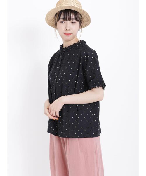 Samansa Mos2（サマンサ モスモス）の「襟レースシャーリング前後2WAYブラウス（シャツ/ブラウス・レディース・ブラック/ブラウン/オフホワイト/イエロー/ブルー/グリーン・F）」の8枚目の写真