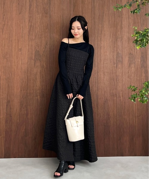 Olu.（オルドット）の「ジャガードキャミソールワンピース（ドレス・レディース・アイボリー/カーキ/ブラック・FREE）」の16枚目の写真