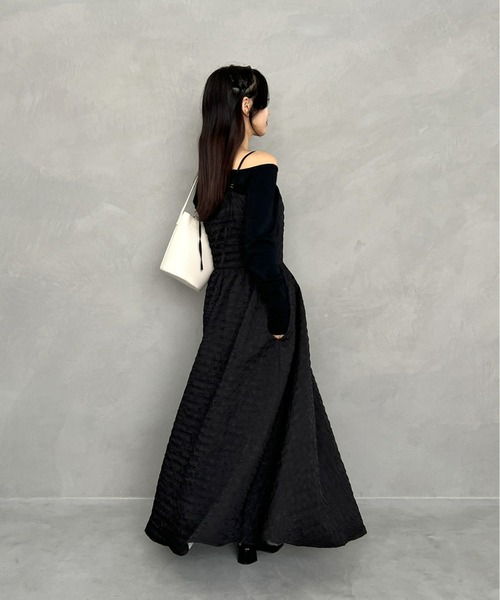 Olu.（オルドット）の「ジャガードキャミソールワンピース（ドレス・レディース・アイボリー/カーキ/ブラック・FREE）」の17枚目の写真