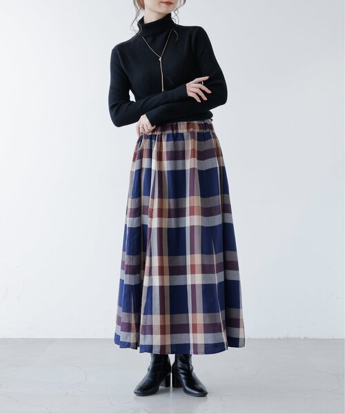 frames RAY CASSIN（フレームスレイカズン）の「秋冬コーデに活躍まちがいなし。ビッグチェックスカート（スカート・レディース・ブラウン系/グリーン系/ブルー系/パープル系/ベージュ系・FREE）」の22枚目の写真