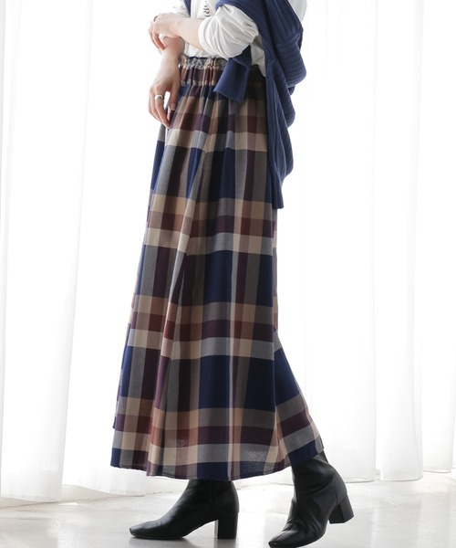 frames RAY CASSIN（フレームスレイカズン）の「秋冬コーデに活躍まちがいなし。ビッグチェックスカート（スカート・レディース・ブラウン系/グリーン系/ブルー系/パープル系/ベージュ系・FREE）」の7枚目の写真