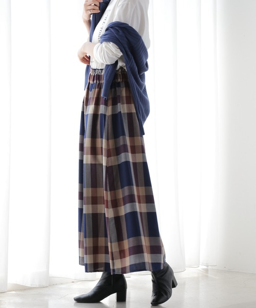 frames RAY CASSIN（フレームスレイカズン）の「秋冬コーデに活躍まちがいなし。ビッグチェックスカート（スカート・レディース・ブラウン系/グリーン系/ブルー系/パープル系/ベージュ系・FREE）」の9枚目の写真