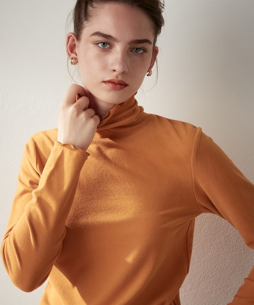 LE SOUK HOLIDAY(ルスークホリデー)の「メロウハイネックプルオーバー(Tシャツ/カットソー・レディース・オレンジ/ライトグレー/グリーン/ワインレッド/ブルー/ブラック/ネイビー/ピンク/オフホワイト/チャコールグレー/モカ/ブラウン・M/L)」の12枚目の写真