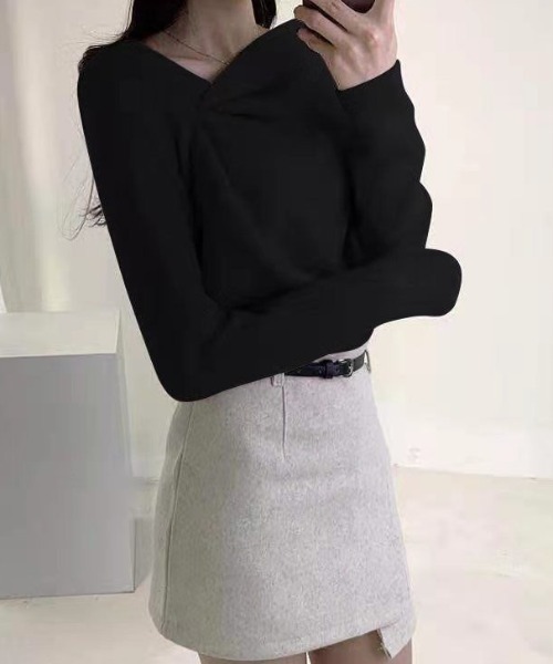 Achic(アシック)の「長袖トップス やわらか秋冬トップス(Tシャツ/カットソー・レディース・ホワイト/ブラック/ブルー/ピンクベージュ・M)」の12枚目の写真